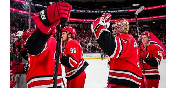 Frederik Andersen signe la 300e victoire de sa carrière